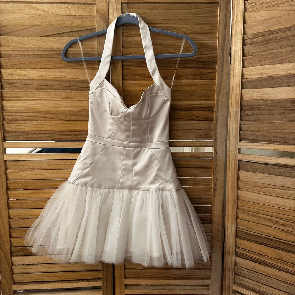 NWT NBD Ariana Dress in Ivory size XS - Picture 3 of 4